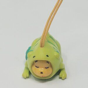 Disney Peek a Pooh Chameleon Pooh Tropical Series 8 Mini Figure Charm Toy